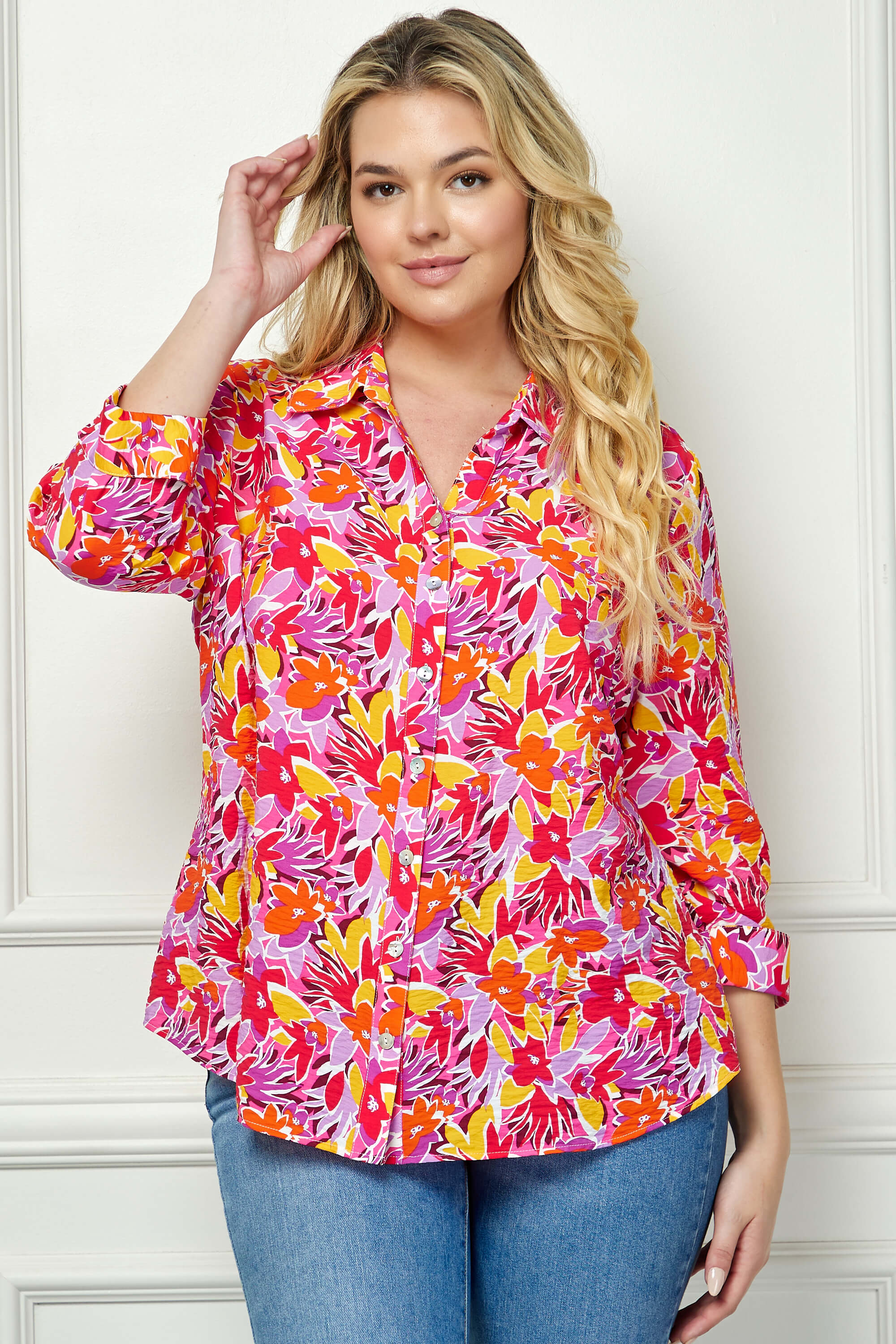 3/4 Sleeve Johnny Collar Button Front Top in Pink - Plus
